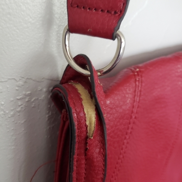 Nicole Miller Red Crossbody Bag Purse Flap Pocket Magnet Closure - Picture 10 of 10